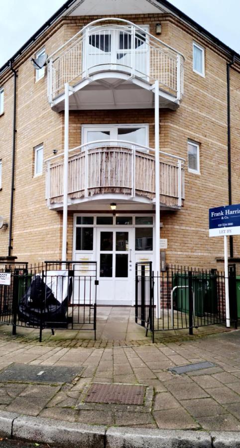 1 Bed Apartment, Peckham Rye ลอนดอน ภายนอก รูปภาพ