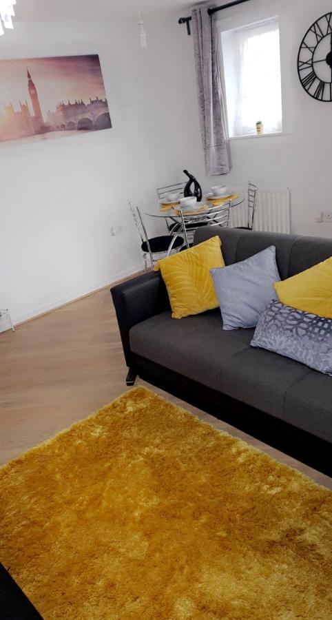 1 Bed Apartment, Peckham Rye ลอนดอน ภายนอก รูปภาพ