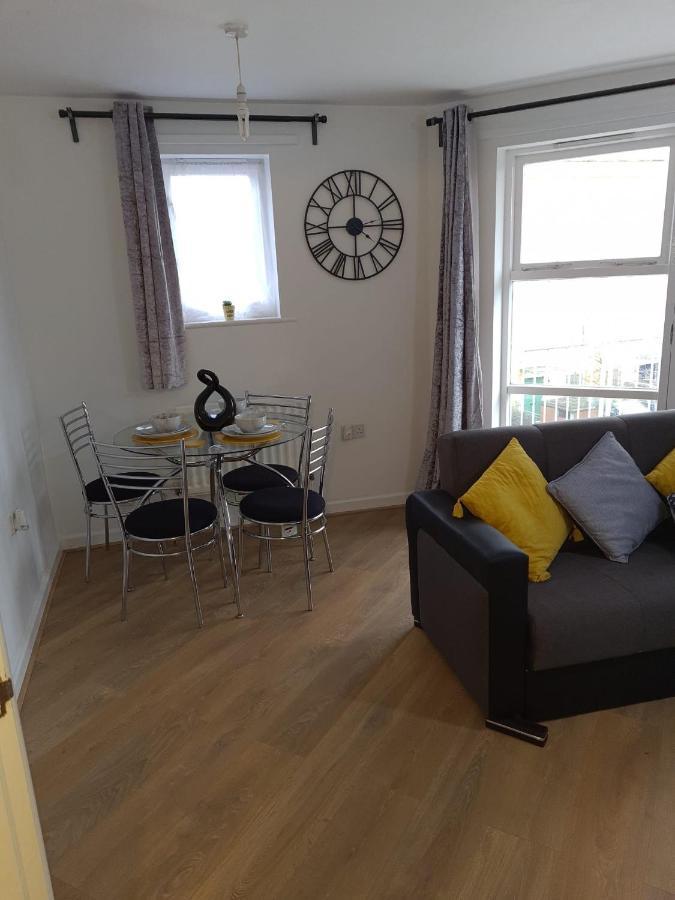 1 Bed Apartment, Peckham Rye ลอนดอน ภายนอก รูปภาพ
