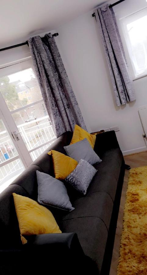 1 Bed Apartment, Peckham Rye ลอนดอน ภายนอก รูปภาพ